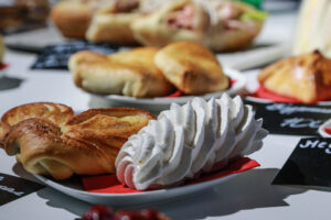 Россиянам рассказали, сколько десертов можно есть в день