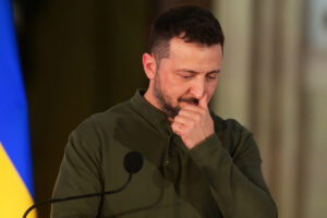 Белое нечто вырвалось из Зеленского во время видеообращения