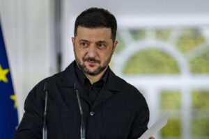 На Украине раскрыли, с кем Зеленский встретился в Киеве