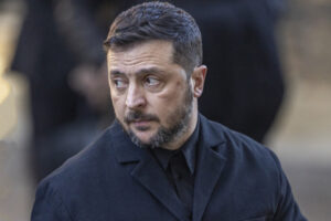 Экс-нардеп раскрыл хитрый план Зеленского о проведении выборов на Украине