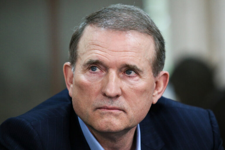 Медведчук заявил о расколе в ЕС по вопросу переговоров на Украине