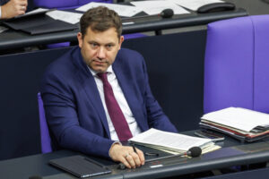 В Германии обозначили позицию по отправке военных на Украину