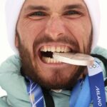 Первая медаль России, роковое падение Петросян и секс-марафон за победу в лыжной гонке. Как прошел 13-й день Олимпиады