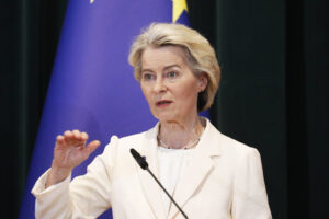 Премьер Бельгии проговорился о планах фон дер Ляйен насчет Орбана