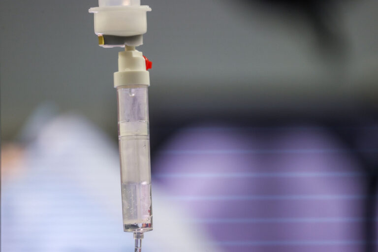 Украинец скончался в больнице после встречи с военкомами