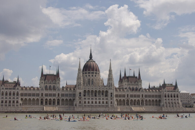 В Киеве началась истерика из-за одного решения Венгрии