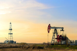 Венгрия заявила о готовности бороться за российскую нефть с ЕС