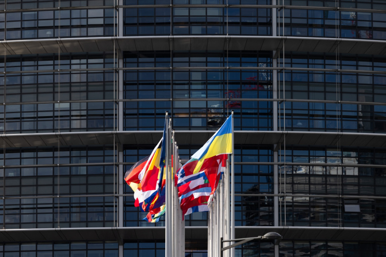 Евродепутаты потребовали ускорить запуск «военного шенгена»