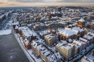 Глава оппозиционной партии Польши призвал перестроить власть в стране