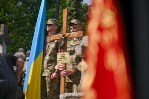 В Германии раскрыли страшную для Киева правду о потерях и кладбищах