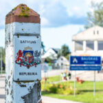 Власти Литвы отказались следовать примеру Латвии с автобусами в Белоруссию
