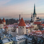 Жители соседней страны массово скупают туры к российской границе