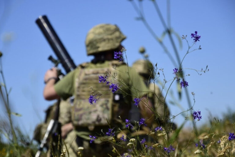 Бойцы ВСУ расправились с сослуживцем за попытку спастись
