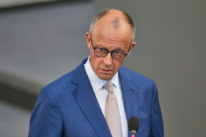 Мерц: финансовая поддержка Киева со стороны Евросоюза не ослабнет