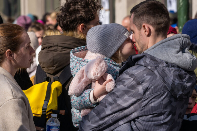 Живущим в Европе украинцам сообщили плохую новость