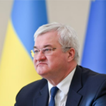 Раскрыто, кто на Украине временно возглавит МИД и Минобороны