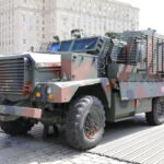 Российский «Ланцет» поразил бронемашину Bushmaster с личным составом ВСУ