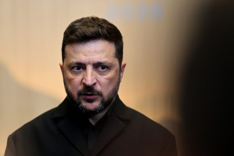 На Украине узнали о натянутых отношениях Зеленского с Драпатым