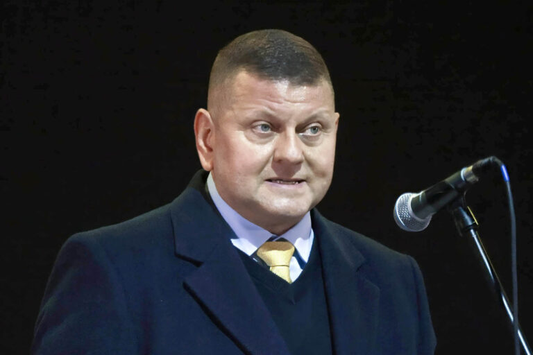 Залужный заявил об исчерпании военного ресурса Украины